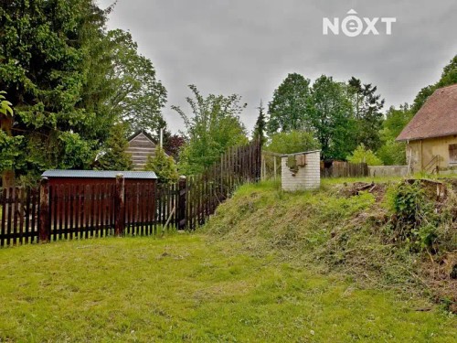 Prodej stavebního pozemku 1350 m²