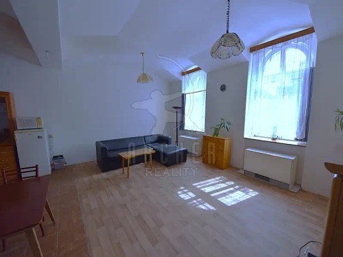 Prodej domu 454 m², pozemek 164 m²