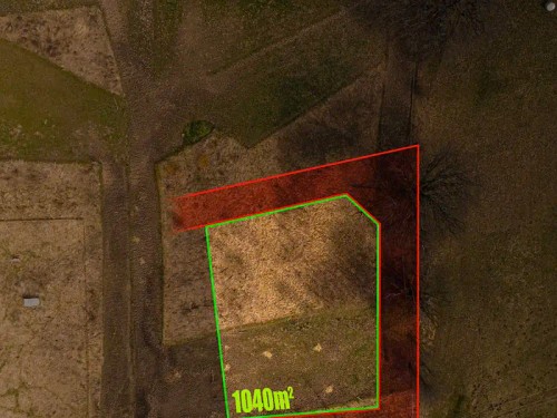 Prodej stavebního pozemku 1040 m²