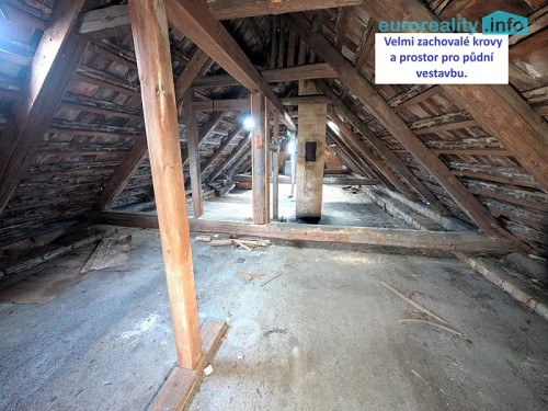 Prodej domu 100 m², pozemek 822 m²