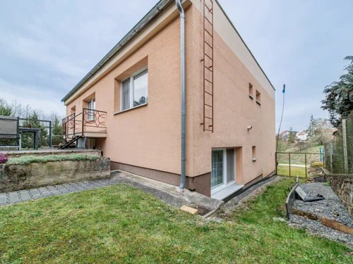 Prodaný dům 270 m², pozemek 981 m²