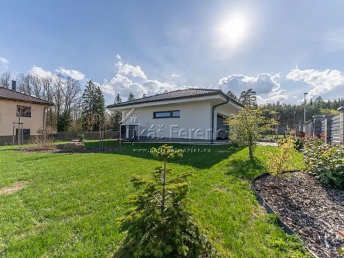 Prodej domu 221 m², pozemek 1950 m²