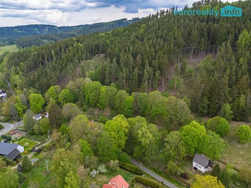 Prodej stavebního pozemku 1330 m²