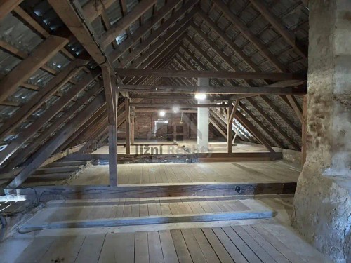 Prodej domu 300 m², pozemek 2758 m²