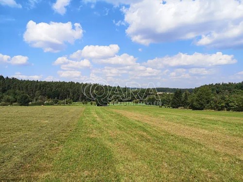 Prodej stavebního pozemku 5569 m²