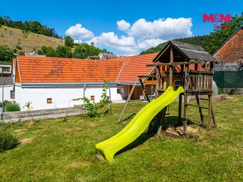Prodej domu 105 m², pozemek 1904 m²
