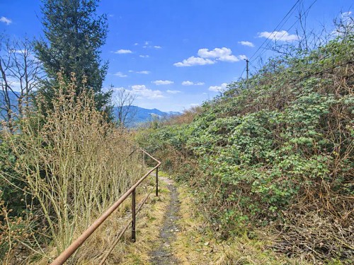 Prodej stavebního pozemku 551 m²