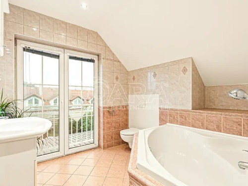 Prodej domu 195 m², pozemek 447 m²