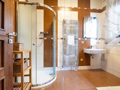 Prodej domu 308 m², pozemek 1226 m²