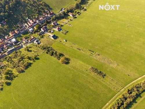 Prodej stavebního pozemku 1300 m²