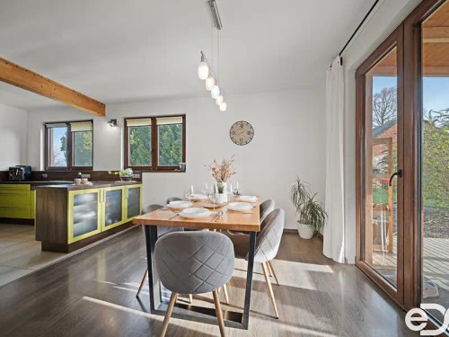 Prodej domu 202 m², pozemek 3752 m²