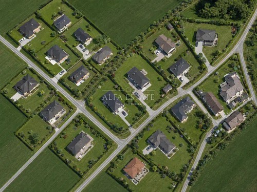 Prodej stavebního pozemku 1060 m²