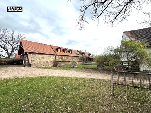 Prodej domu 372 m², pozemek 5995 m²