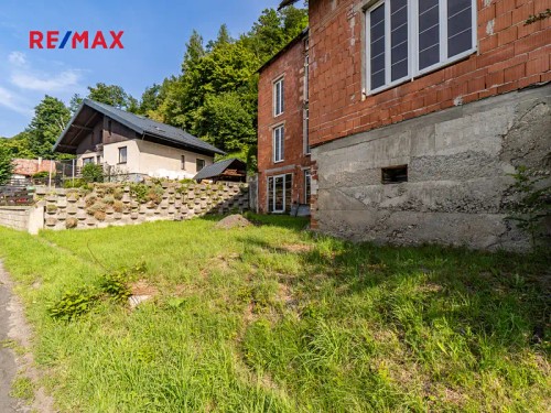 Prodej domu 533 m², pozemek 2105 m²