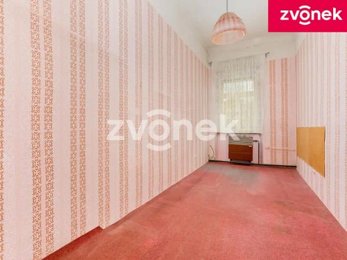 Prodej vily 700 m², pozemek 894 m²