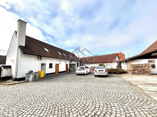 Prodej domu 239 m², pozemek 414 m²