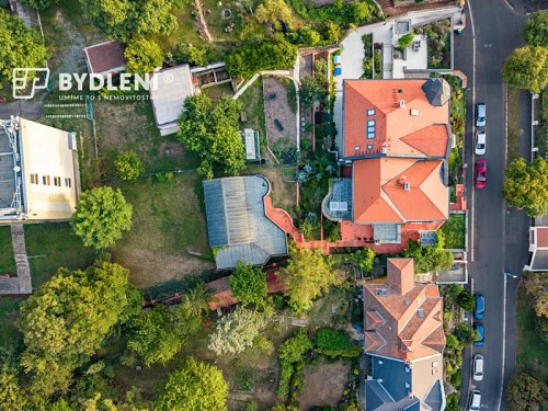 Prodej domu 382 m², pozemek 747 m²