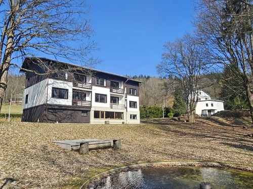 Prodej domu 1047 m², pozemek 12508 m²
