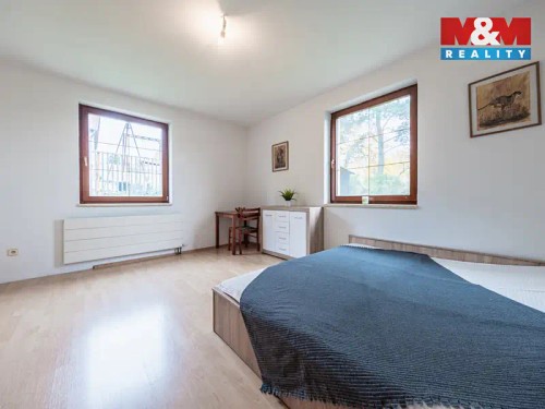 Prodej domu 325 m², pozemek 3155 m²