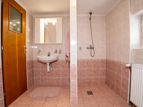 Prodej domu 203 m², pozemek 2621 m²