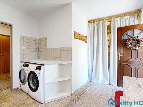 Prodej domu 293 m², pozemek 3428 m²