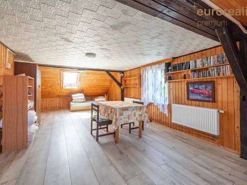 Prodej domu 250 m², pozemek 382 m²