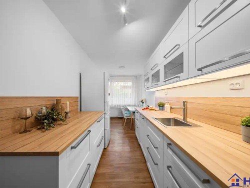 Prodej bytu 3+1 70 m²