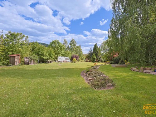 Prodej stavebního pozemku 806 m²