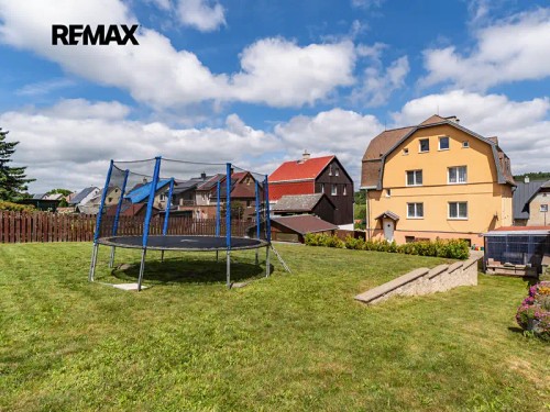 Prodej domu 328 m², pozemek 758 m²
