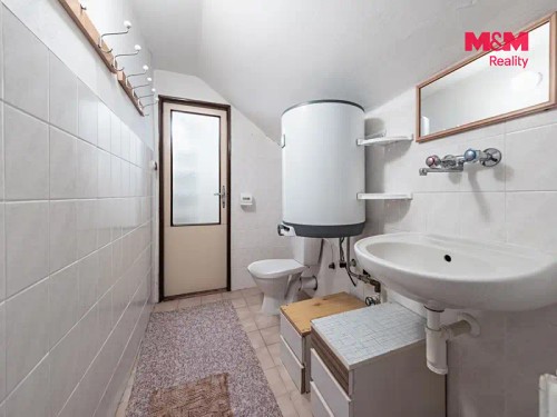 Prodej zemědělské usedlosti 170 m², pozemek 5936 m²