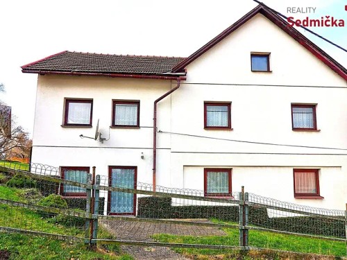 Prodej domu 318 m², pozemek 1300 m²