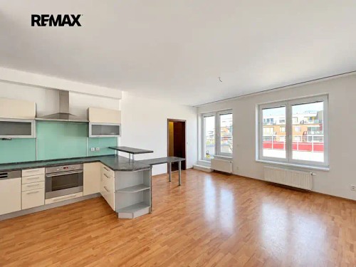Prodej bytu 4+kk 86 m²