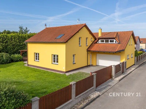 Prodej domu 252 m², pozemek 843 m²