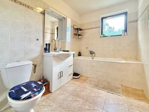 Prodej domu 450 m², pozemek 657 m²