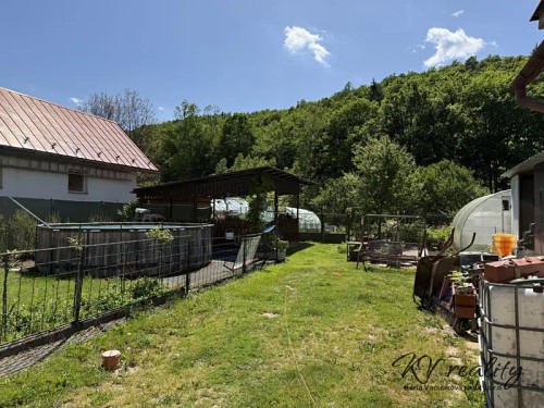 Prodej domu 232 m², pozemek 1263 m²