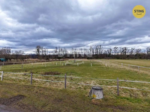 Prodej stavebního pozemku 2306 m²