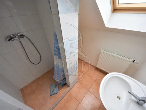 Prodej domu 770 m², pozemek 1076 m²