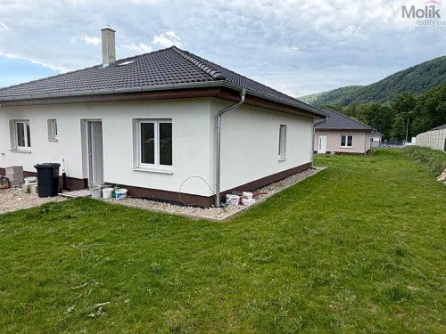 Prodej domu 90 m², pozemek 739 m²