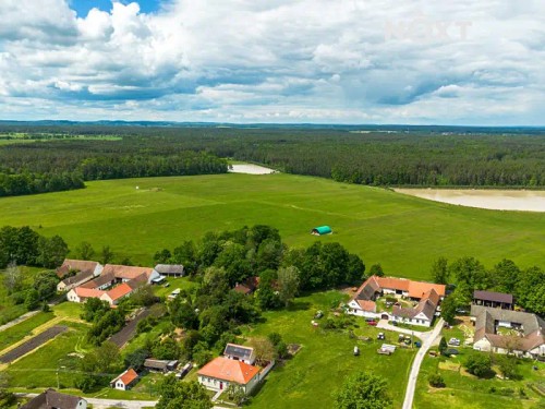 Prodej stavebního pozemku 2949 m²