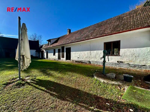 Prodej zemědělské usedlosti 877 m², pozemek 4154 m²