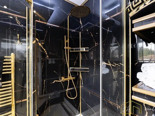 Prodej domu 400 m², pozemek 1728 m²