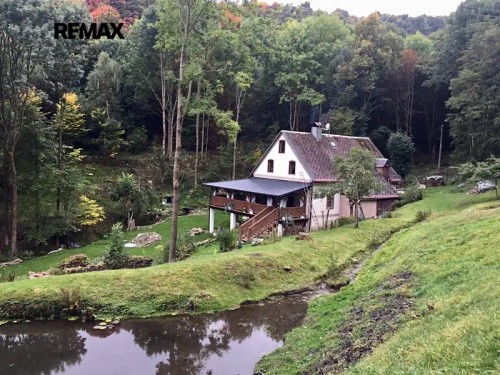 Prodej chalupy 300 m², pozemek 4419 m²