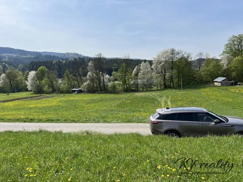 Prodej stavebního pozemku 1183 m²