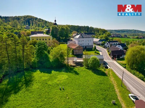 Prodej stavebního pozemku 1000 m²