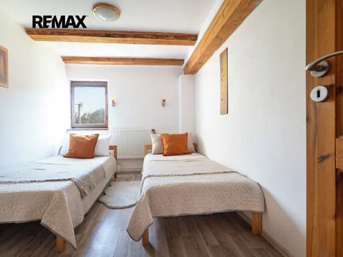 Prodej zemědělské usedlosti 770 m², pozemek 9150 m²
