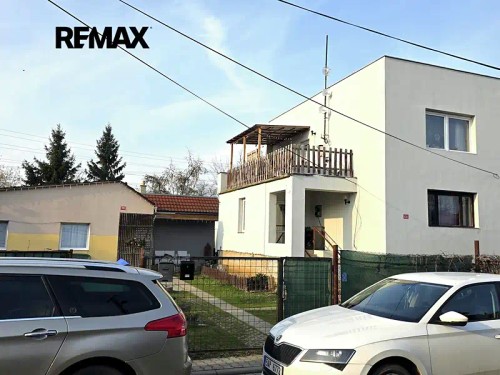 Prodej domu 343 m², pozemek 800 m²