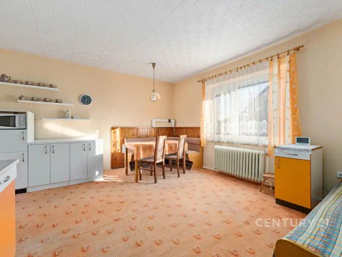 Prodej domu 184 m², pozemek 1368 m²