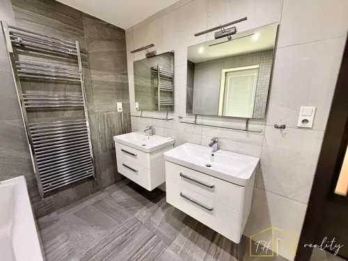 Prodej domu 180 m², pozemek 147 m²