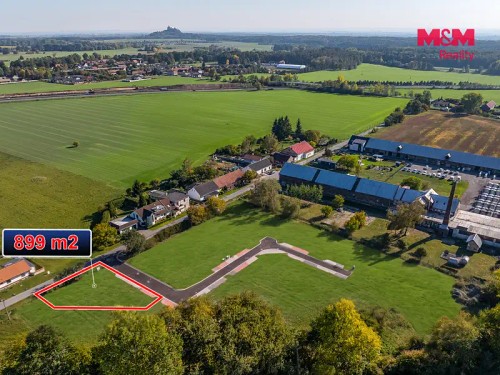 Prodej stavebního pozemku 899 m²