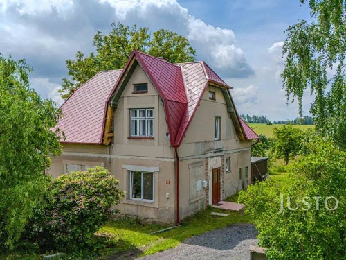 Prodej domu 180 m², pozemek 1758 m²